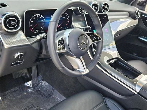 Used 2026 Mercedes-Benz GLC 300 image 10