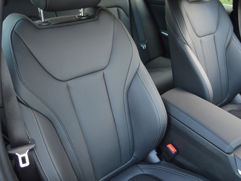 Used 2025 BMW 330i Sedan w/ Convenience Package image 38