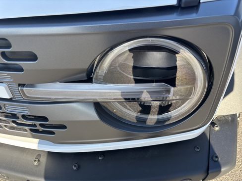 New 2025 Ford Bronco Badlands image 10