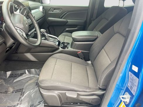 Used 2024 Chevrolet Colorado LT w/ LT Convenience Package image 21