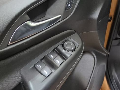 Used 2024 Buick Envista Preferred w/ Convenience I Package FWD image 28