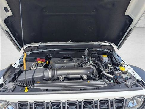Used 2025 Jeep Wrangler Unlimited Sport AWD/4WD image 21