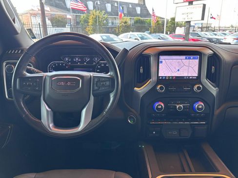 Used 2019 GMC Sierra 1500 SLT w/ SLT Premium Plus Package image 9