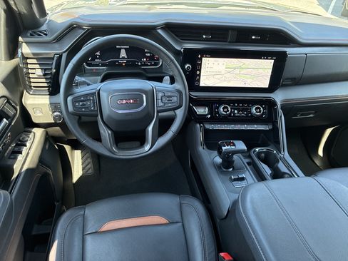 Used 2025 GMC Sierra 1500 AT4 w/ AT4 Premium Package AWD/4WD image 31