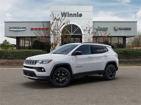 New 2026 Jeep Compass Latitude image 2