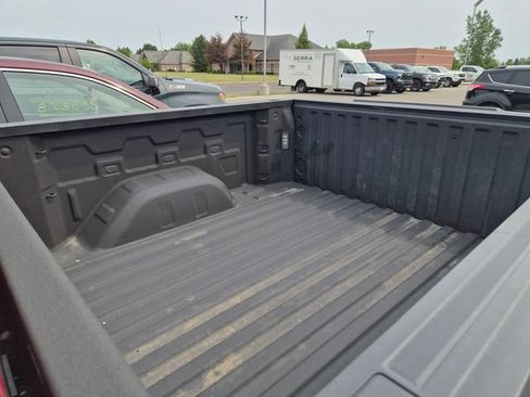 Used 2021 Chevrolet Silverado 1500 LT AWD/4WD image 10