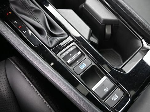 Used 2024 Honda Accord EX-L image 16