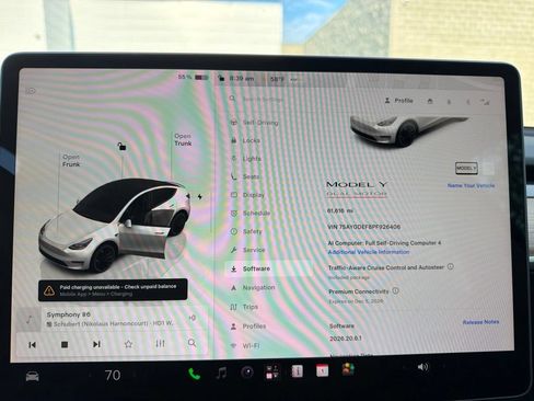 Used 2023 Tesla Model Y Performance AWD/4WD image 2