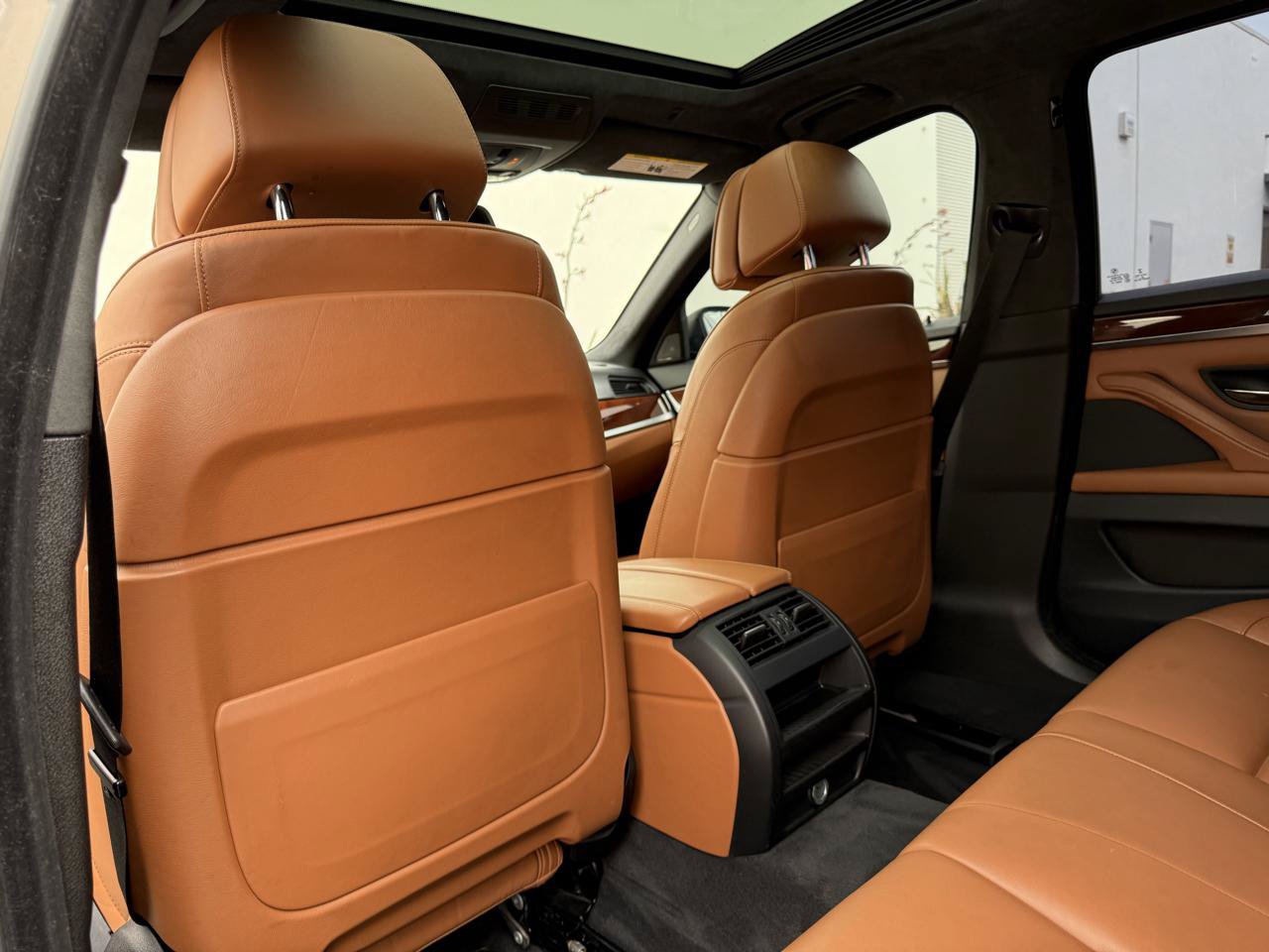 Used 2015 BMW 550i Sedan RWD image 60
