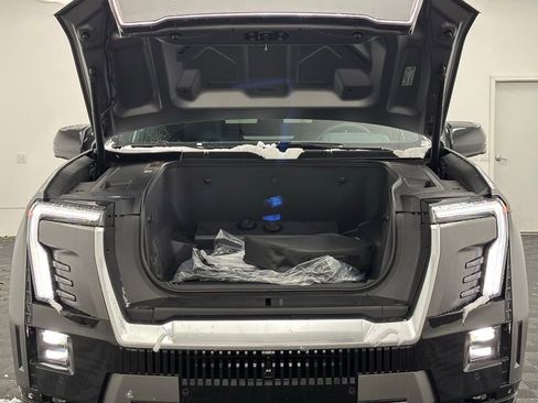 New 2026 GMC Sierra EV Denali image 19