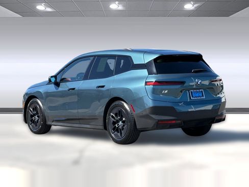 Certified 2023 BMW iX xDrive50 w/ Premium Package AWD/4WD image 3
