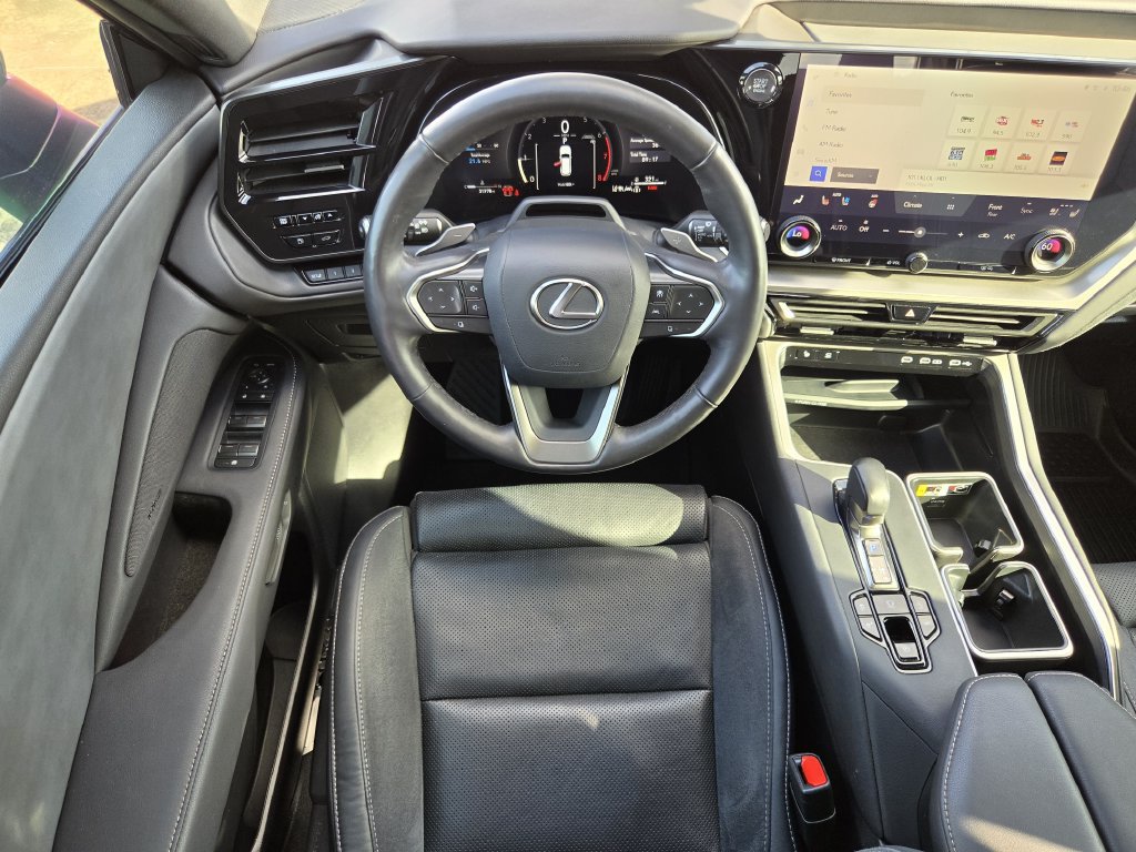 Used 2024 Lexus TX 350 AWD w/ Technology Package image 13