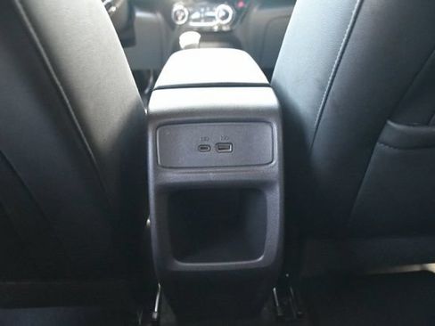 Used 2025 Chevrolet Trax RS w/ Driver Confidence Package FWD image 15