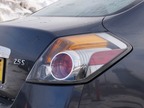 Used 2011 Nissan Altima 2.5 S image 17