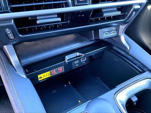 Used 2025 Lexus RX 350 Premium w/ Convenience Package image 34