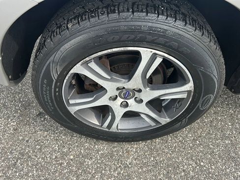 Used 2015 Volvo XC60 T6 Premier Plus AWD/4WD image 30