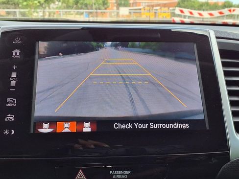 Used 2017 Honda Pilot EX-L image 17