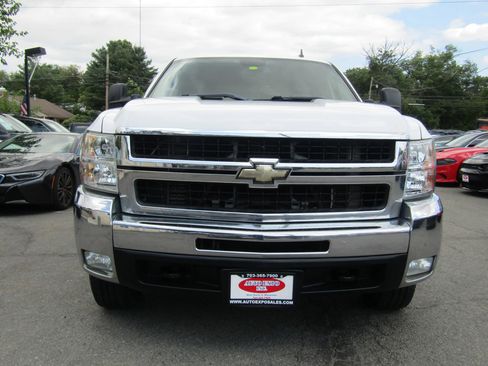 Used 2008 Chevrolet Silverado 2500 LT w/ 2LT Convenience Package RWD image 2