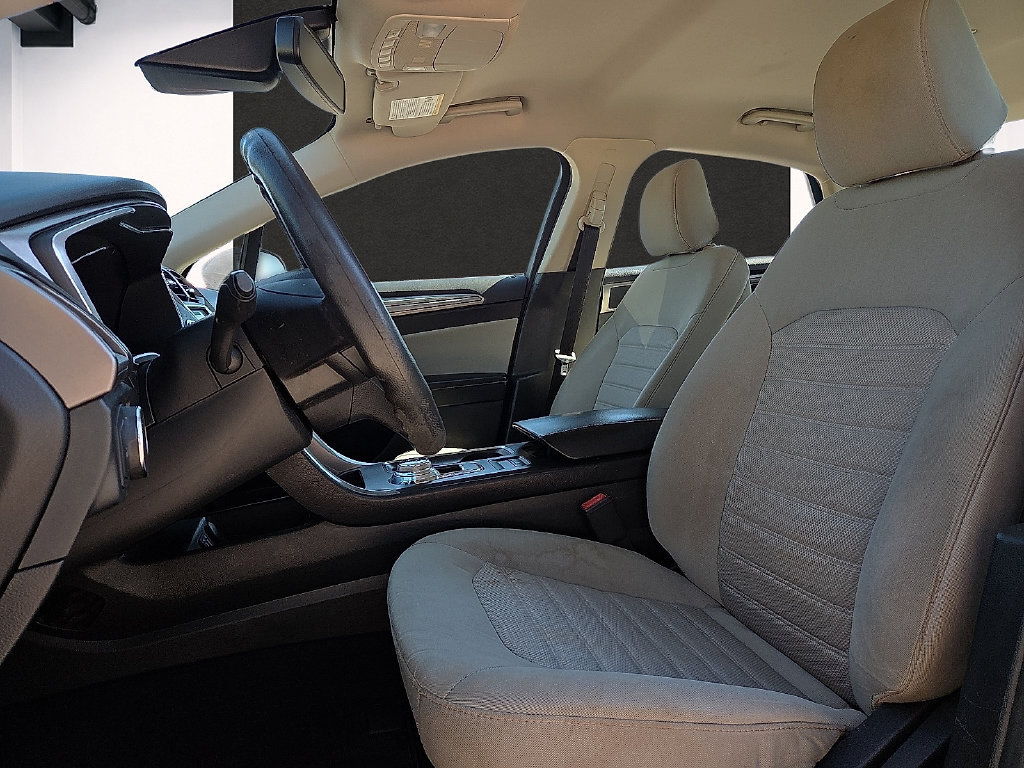 Used 2020 Ford Fusion S FWD image 12