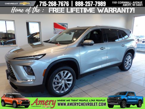 Used 2025 Buick Enclave Preferred image 1