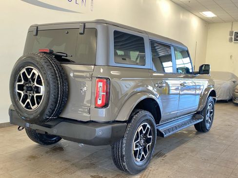 New 2025 Ford Bronco Outer Banks image 7