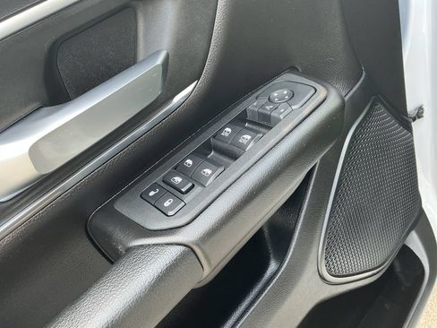 Certified 2025 RAM 1500 Big Horn AWD/4WD image 14