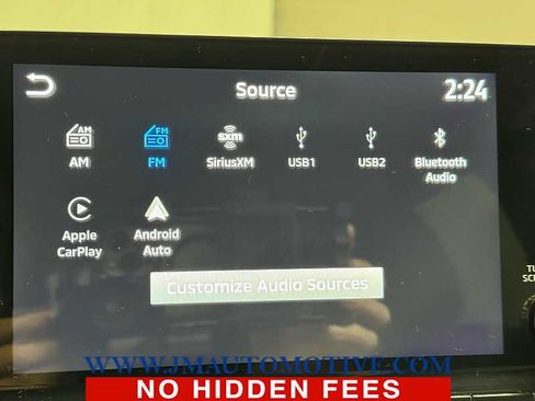 Used 2024 Mitsubishi Outlander SE image 25