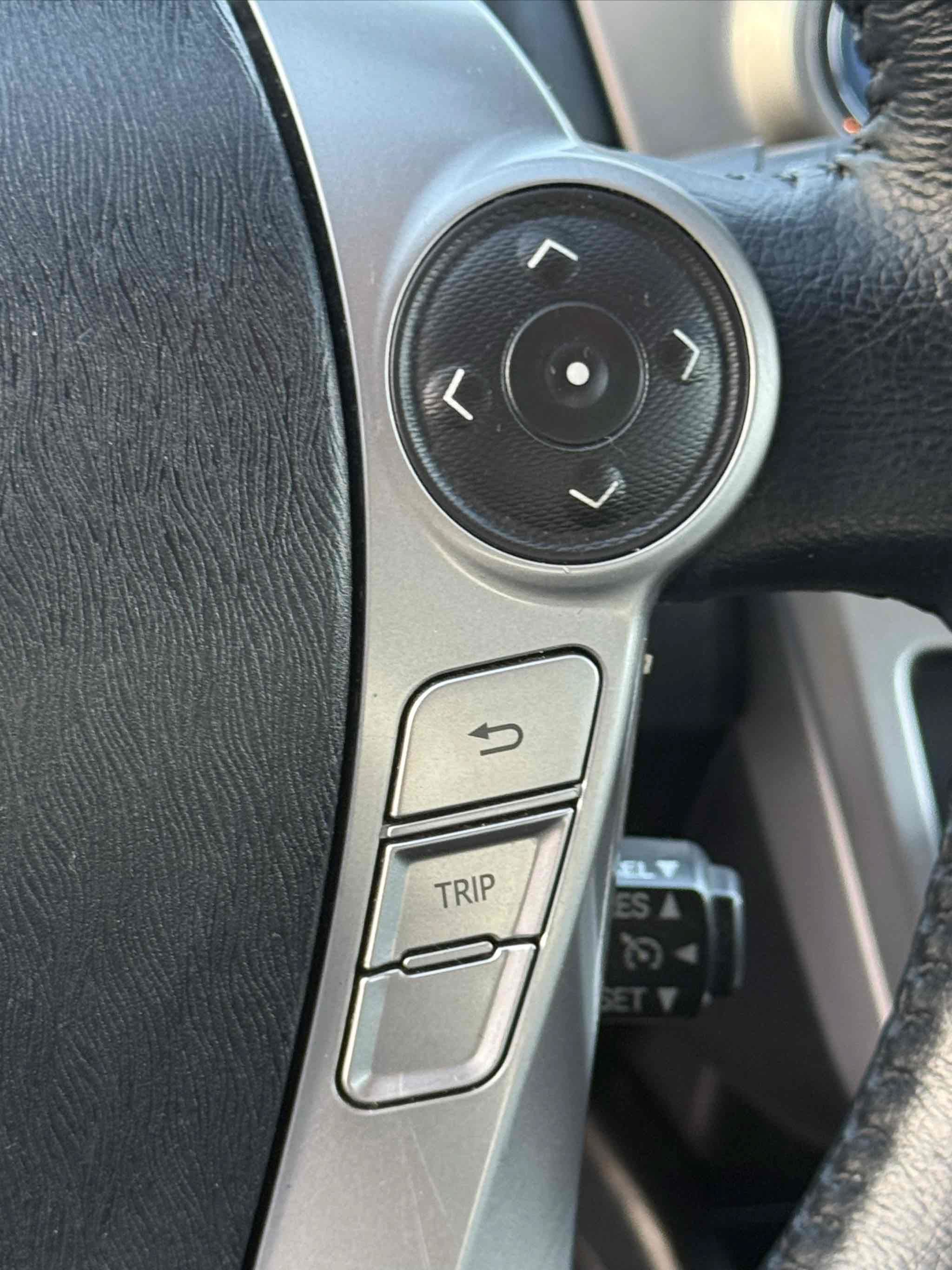Used 2017 Toyota Prius V Four FWD image 23
