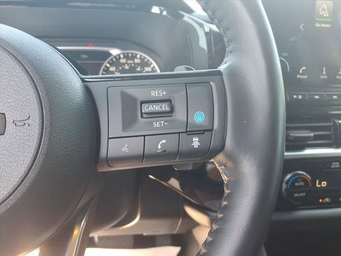 Used 2023 Nissan Pathfinder SL AWD/4WD image 24