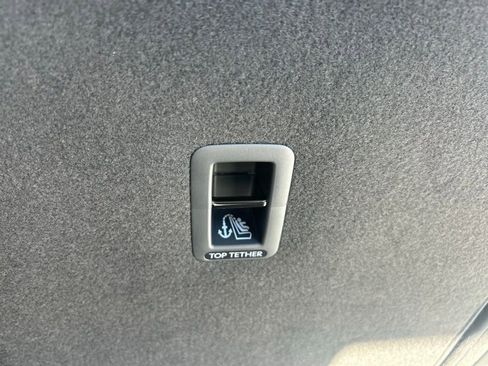 New 2026 Volkswagen Taos S image 42