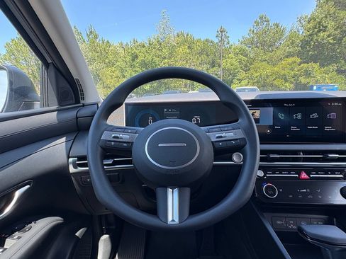 New 2026 Hyundai Tucson SEL Plus FWD image 13