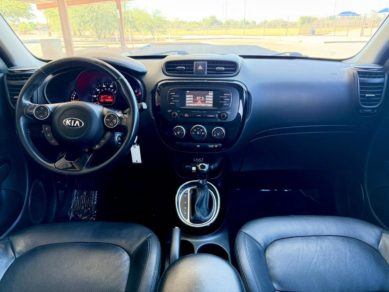 Used 2016 Kia Soul ! FWD image 14