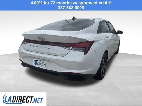 Used 2023 Hyundai Elantra SEL w/ Convenience Package FWD image 5