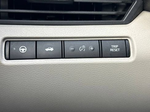 Used 2019 Nissan Altima 2.5 SV FWD image 24