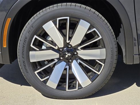 New 2025 Mitsubishi Outlander SEL image 9