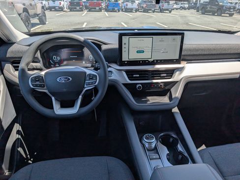 New 2026 Ford Explorer Active AWD/4WD image 13
