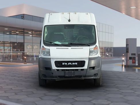 Used 2022 RAM ProMaster 2500 FWD image 2