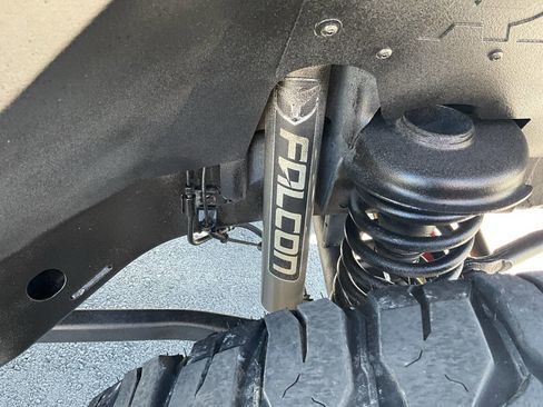 Used 2017 Jeep Wrangler Unlimited Sahara image 33