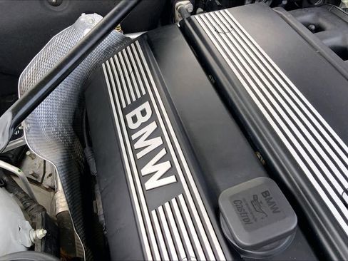 Used 2004 BMW Z4 2.5i image 25