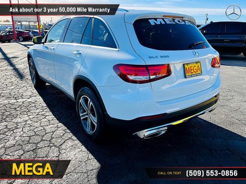 Used 2018 Mercedes-Benz GLC 300 4MATIC w/ Premium Package image 11
