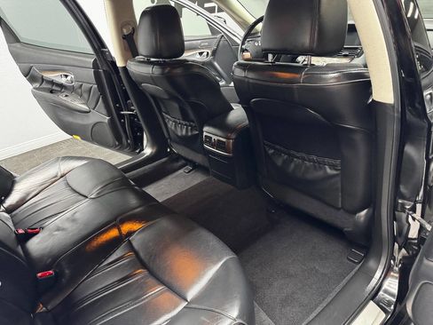 Used 2015 INFINITI Q70 L 3.7 w/ Deluxe Touring Package image 49