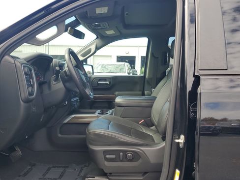 Used 2022 Chevrolet Silverado 1500 LT Trail Boss w/ LT Trail Boss Premium Package image 21