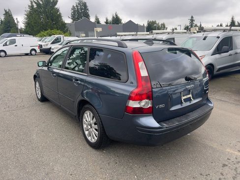Used 2005 Volvo V50 2.4i image 5