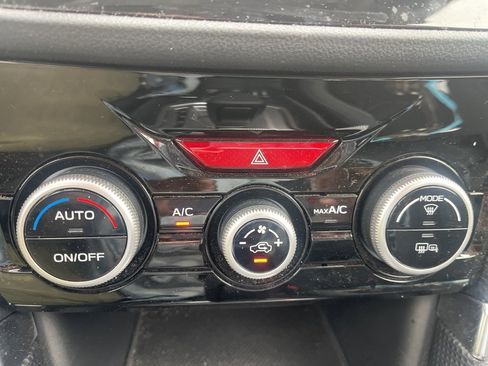 Used 2024 Subaru Forester Premium image 18