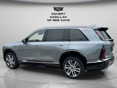 New 2026 Cadillac Vistiq Luxury w/ LPO, Floor Liner Package image 6