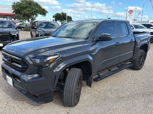 Used 2024 Toyota Tacoma SR5 AWD/4WD image 7