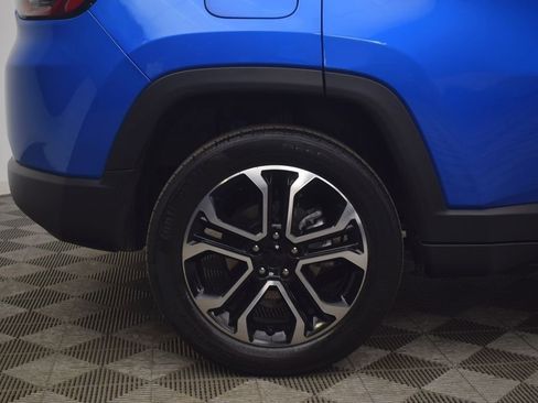 Certified 2022 Jeep Compass Limited image 32