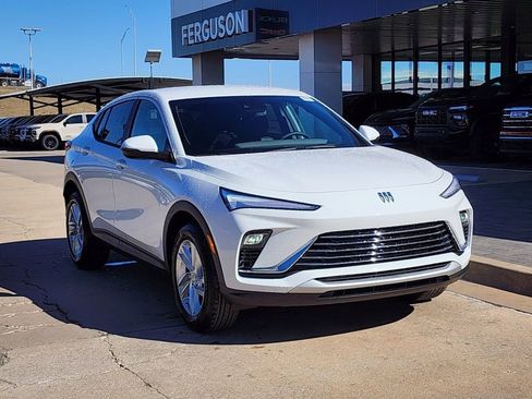 New 2026 Buick Envista Preferred w/ Convenience I Package image 2