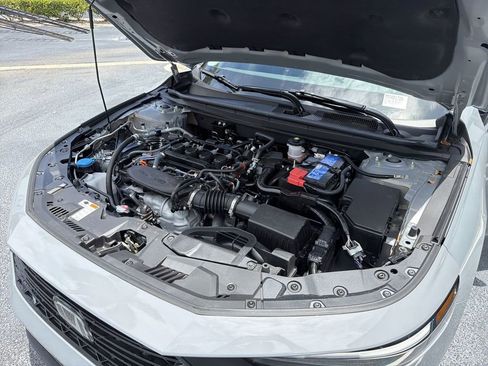 Used 2025 Honda Accord SE image 27