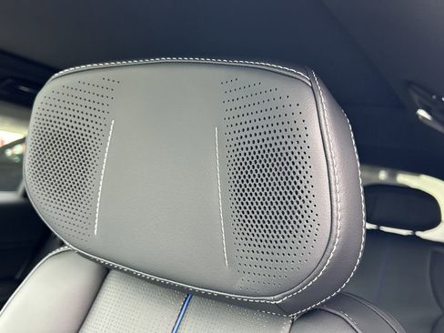 New 2026 Cadillac Lyriq V image 21